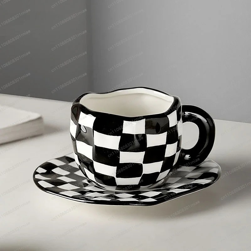 250ml Siyah Beyaz Alternatif K - Alternative To Coffee And Tea incelemesi ve fiyatı
