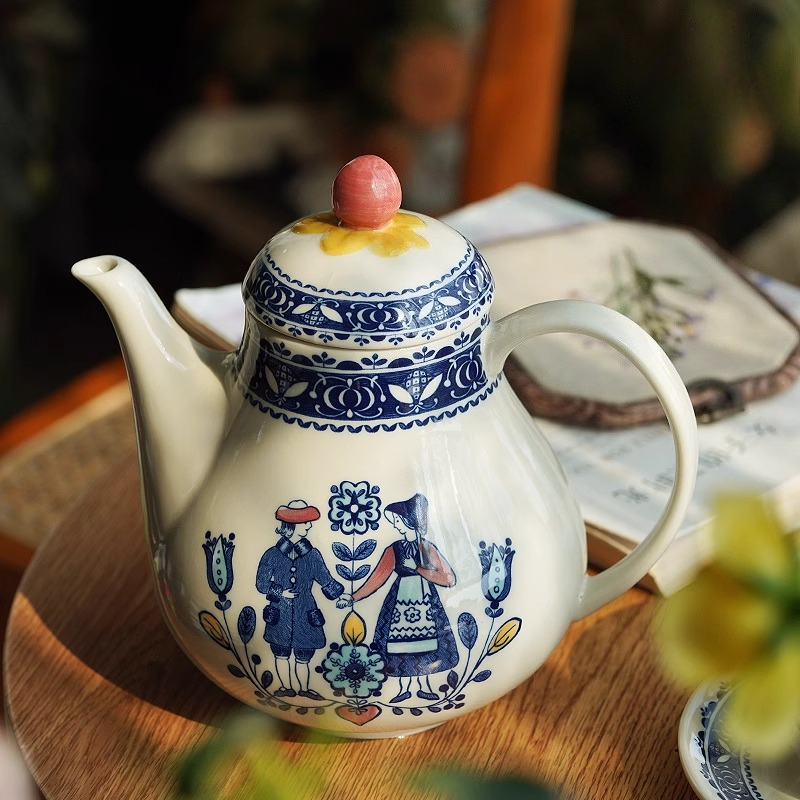 Vintage seramik kahve fincanla - Coffee Tea English incelemesi ve fiyatı